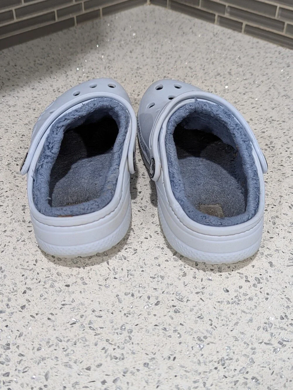 Crocs Kids Baya Lined Clog Classic Light Blue Shoes Furry Fuzzy Girls Size 1